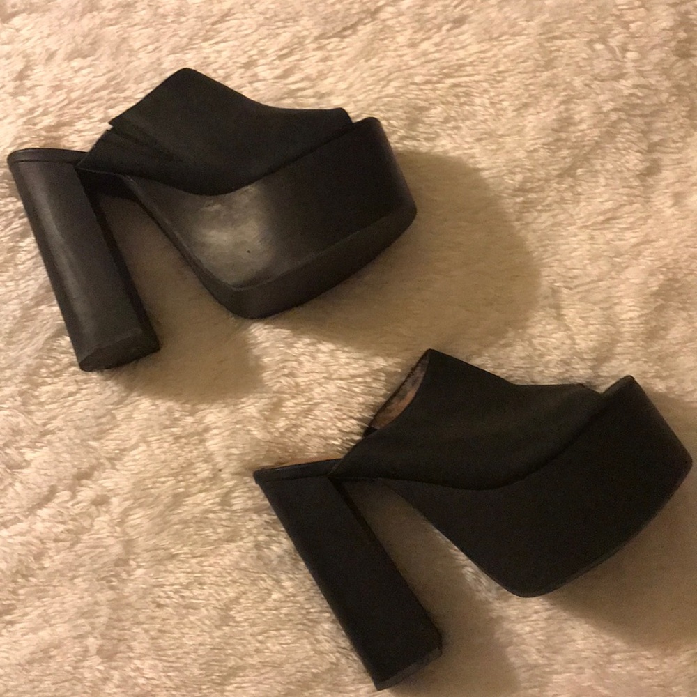 Jeffrey Campbell Archie Mules!💘